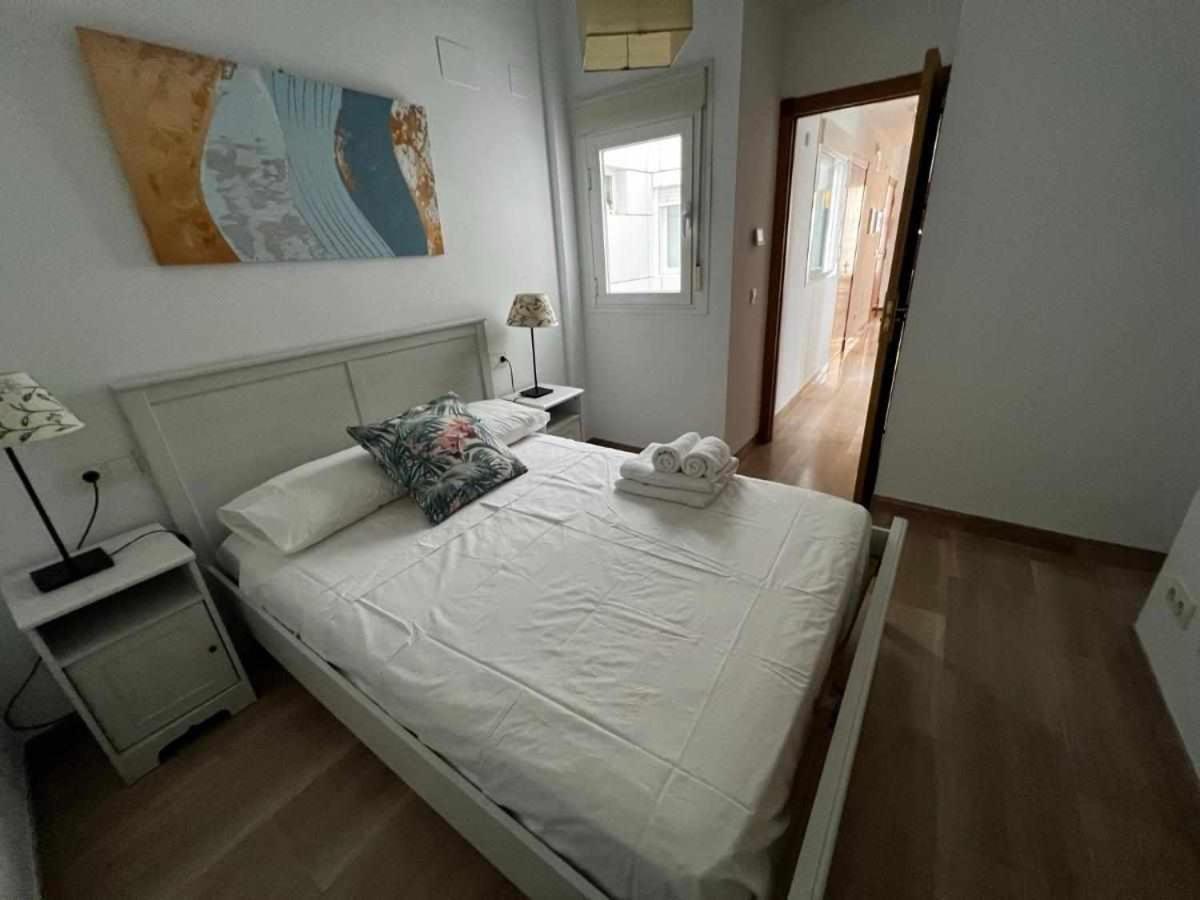 Apartamento Pastor Y Landero By Sleep&Ole Sevilla Bagian luar foto